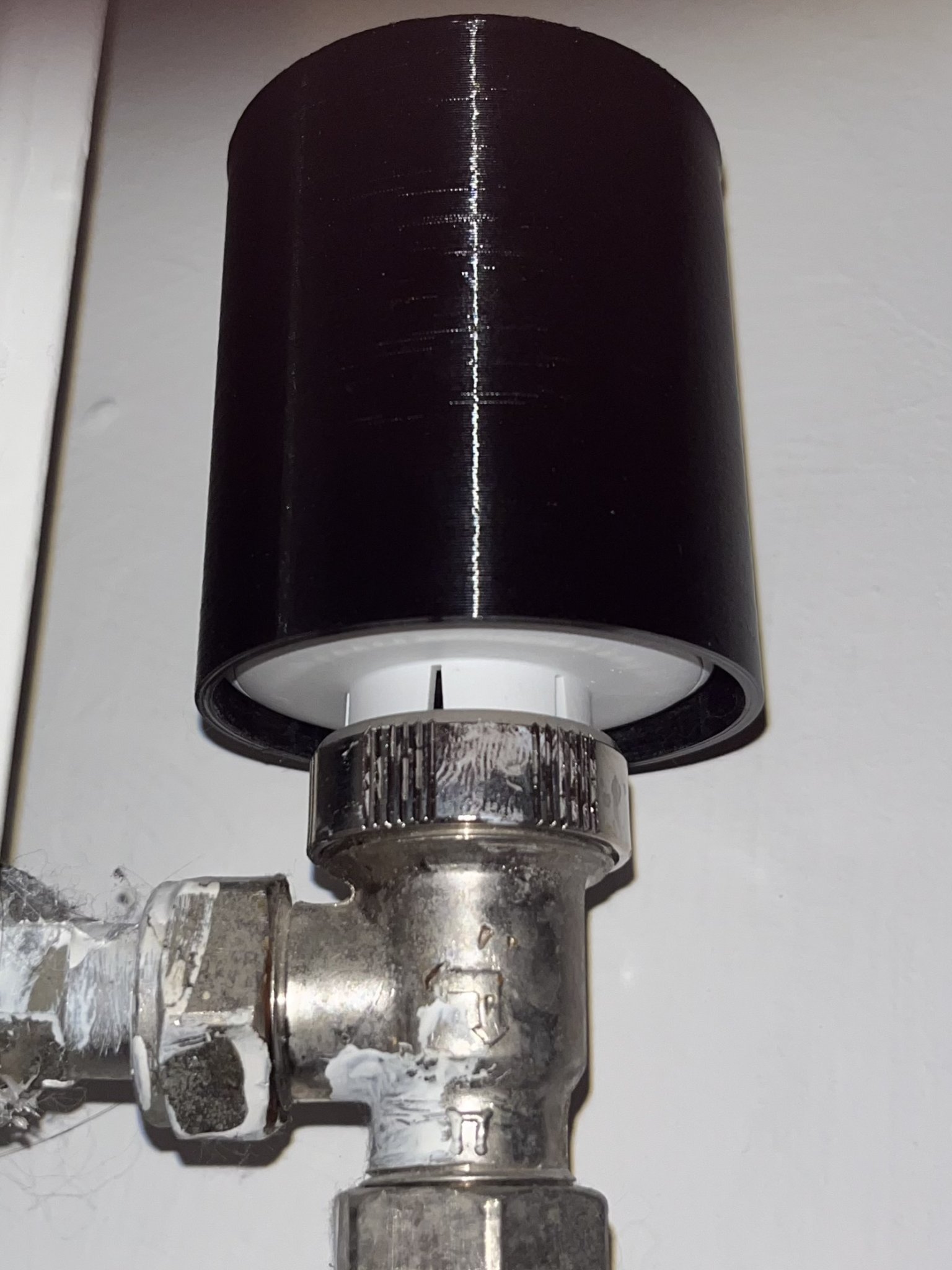 Vỏ bảo vệ bộ điều chỉnh nhiệt độ Tado cho radiators