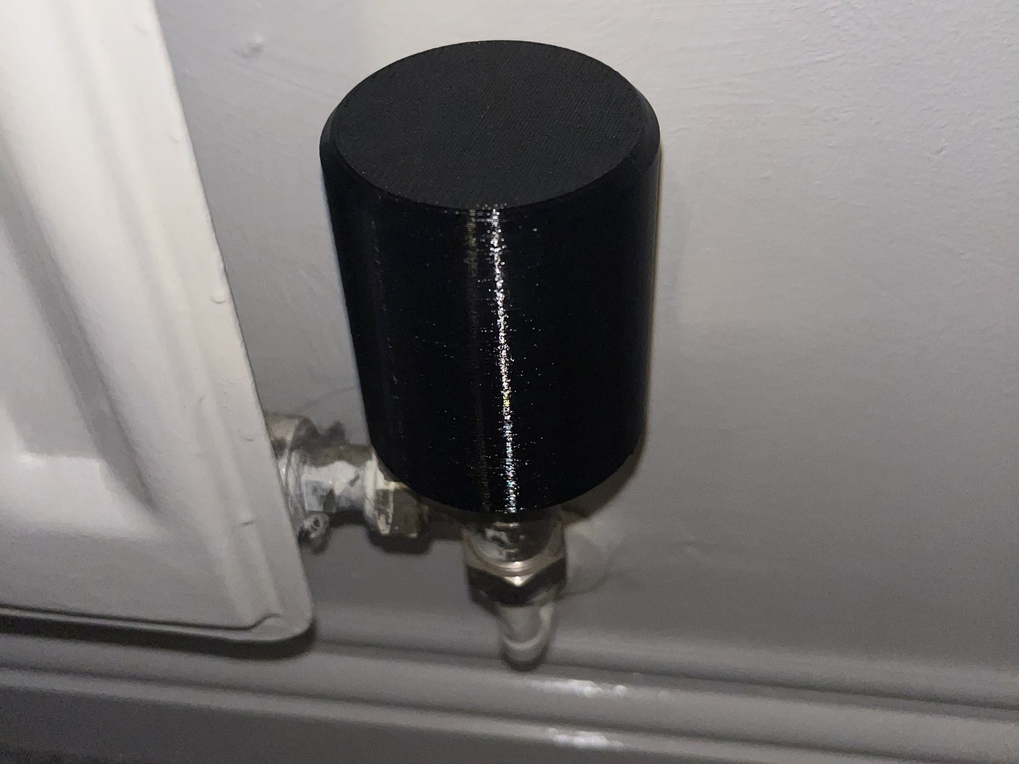 Vỏ bảo vệ bộ điều chỉnh nhiệt độ Tado cho radiators