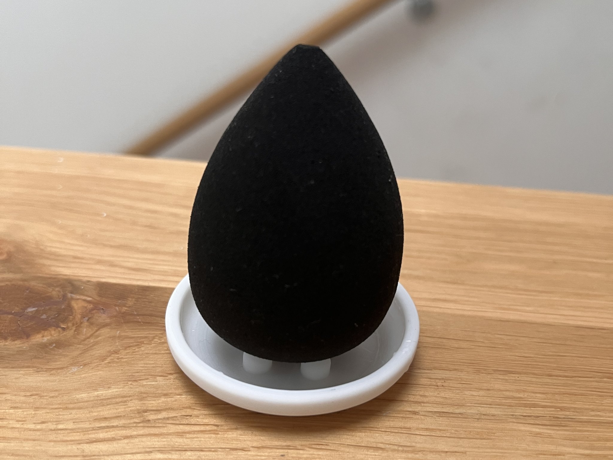 Khay đựng bọt trang điểm Beauty Blender