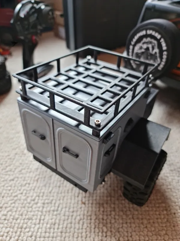 Giá đỡ nóc cho xe kéo off-road tỷ lệ 1/10 của Farmersmark