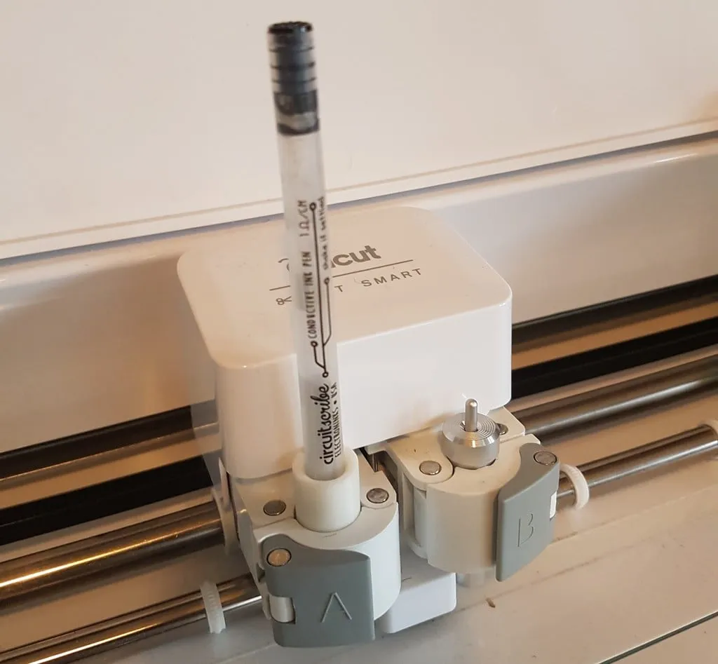 Bộ chuyển đổi bút gel Cricut Explore Air cho CircuitScribe