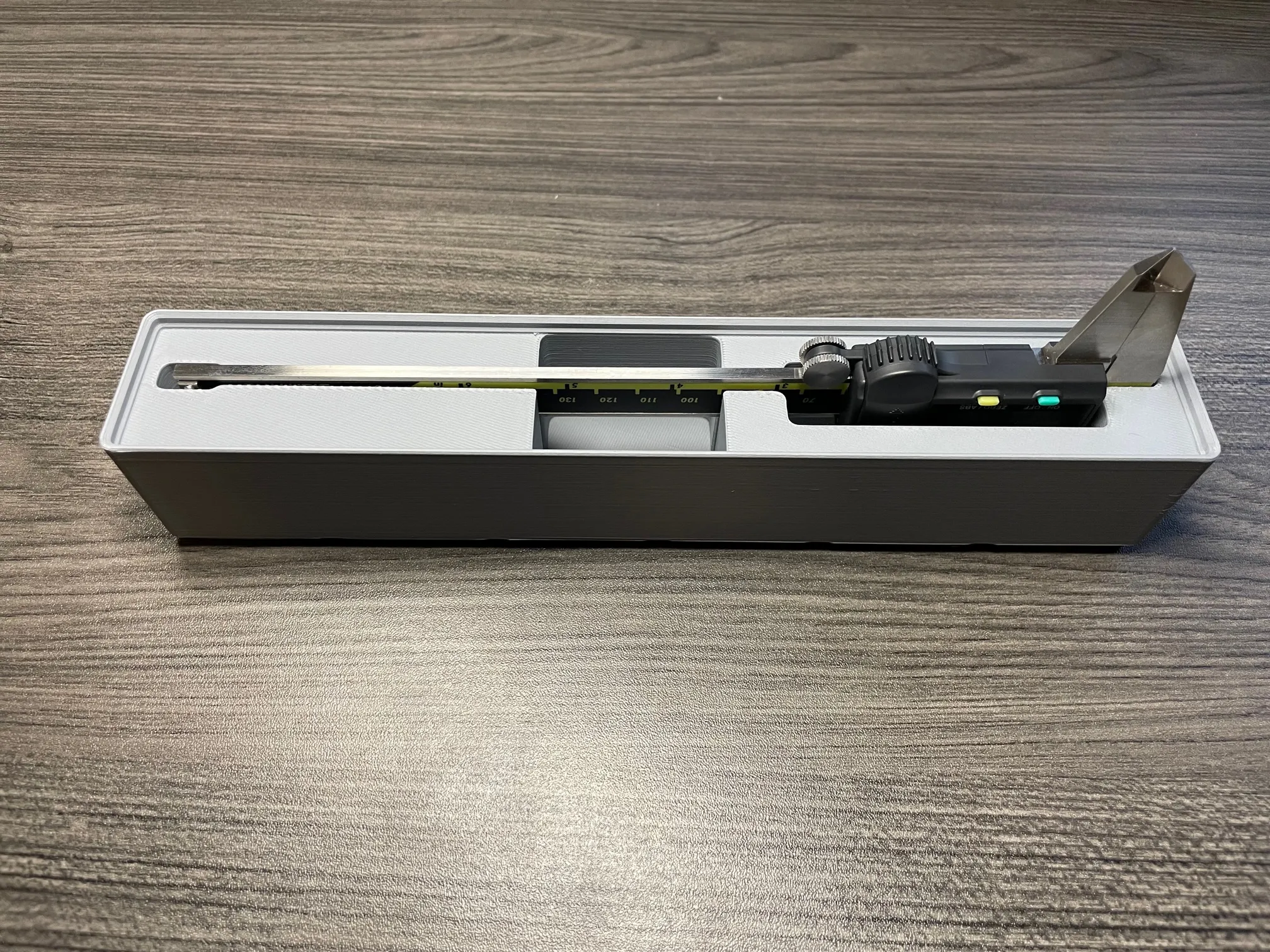 Giá đỡ thước kẹp Mitutoyo 500-196-30 với lỗ nam châm