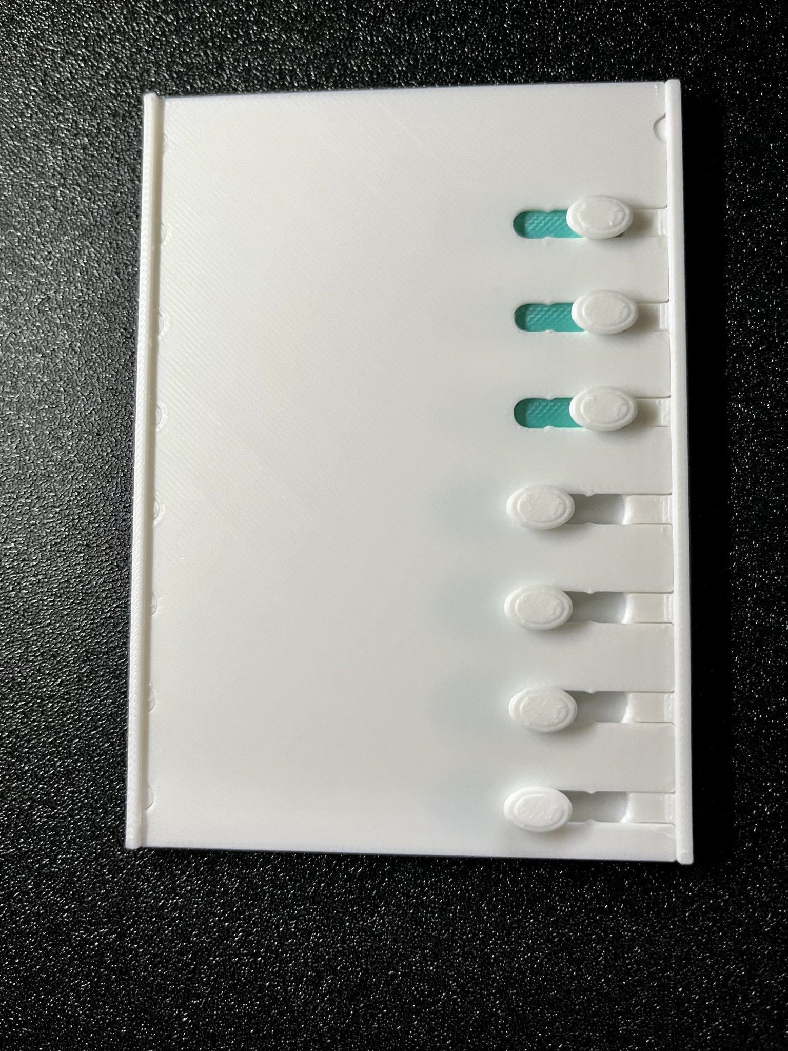 Danh sách công việc trống với dấu kiểm bật tắt