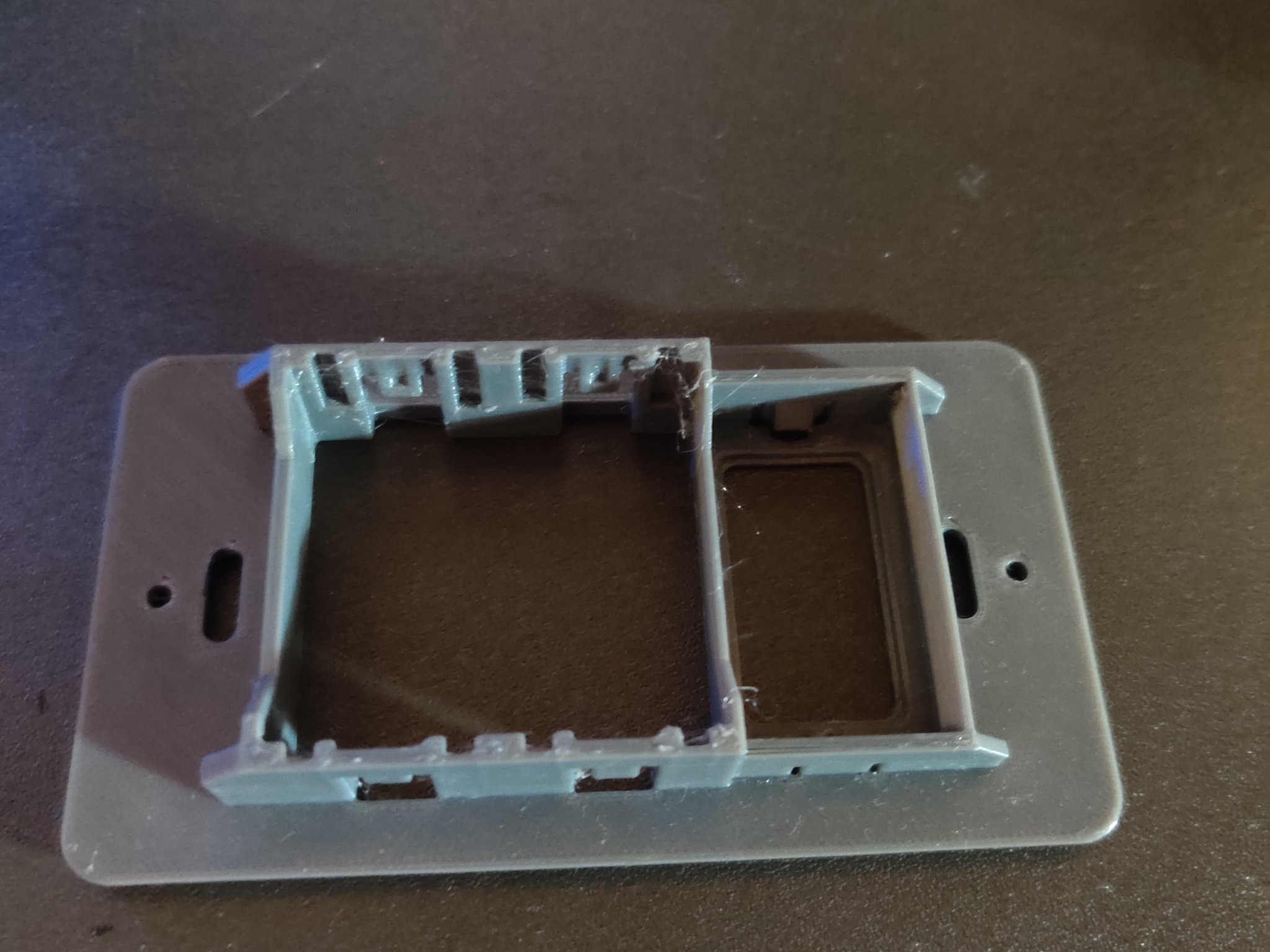 Công tắc điện Bticino phong cách những năm 80