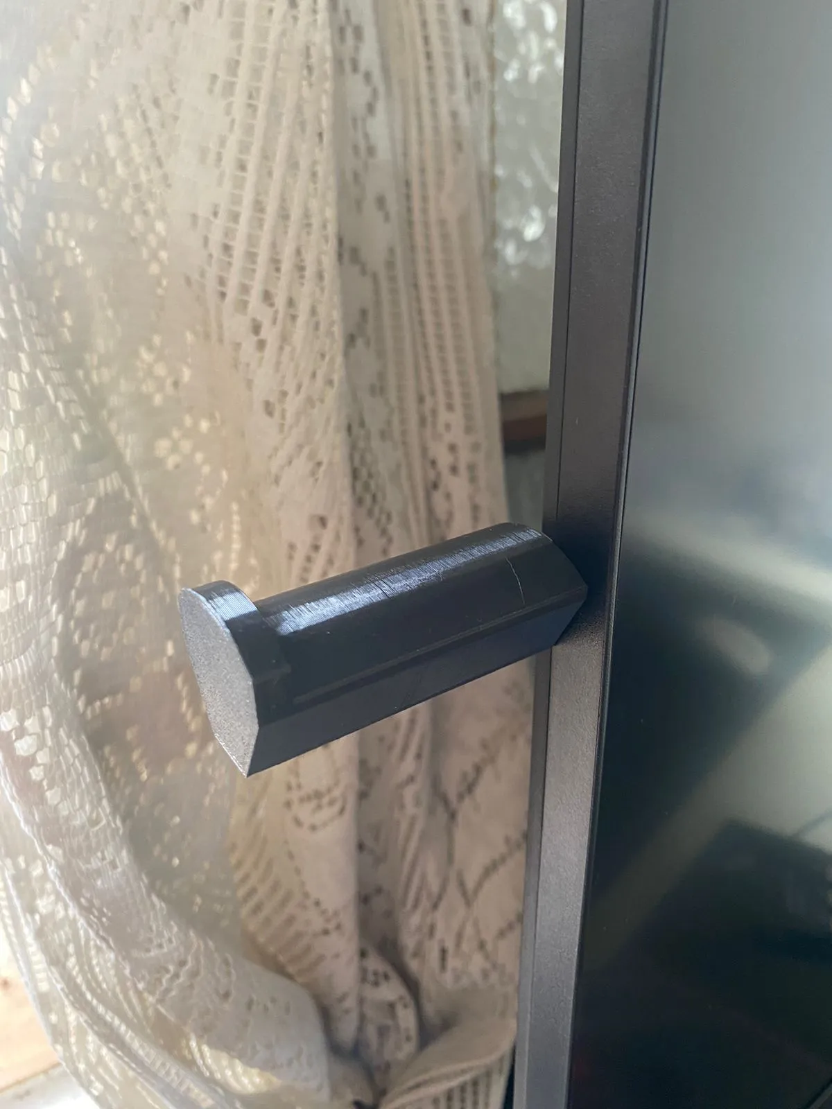 Bộ chuyển đổi giá đỡ tai nghe AOC Agon cho tai nghe lớn