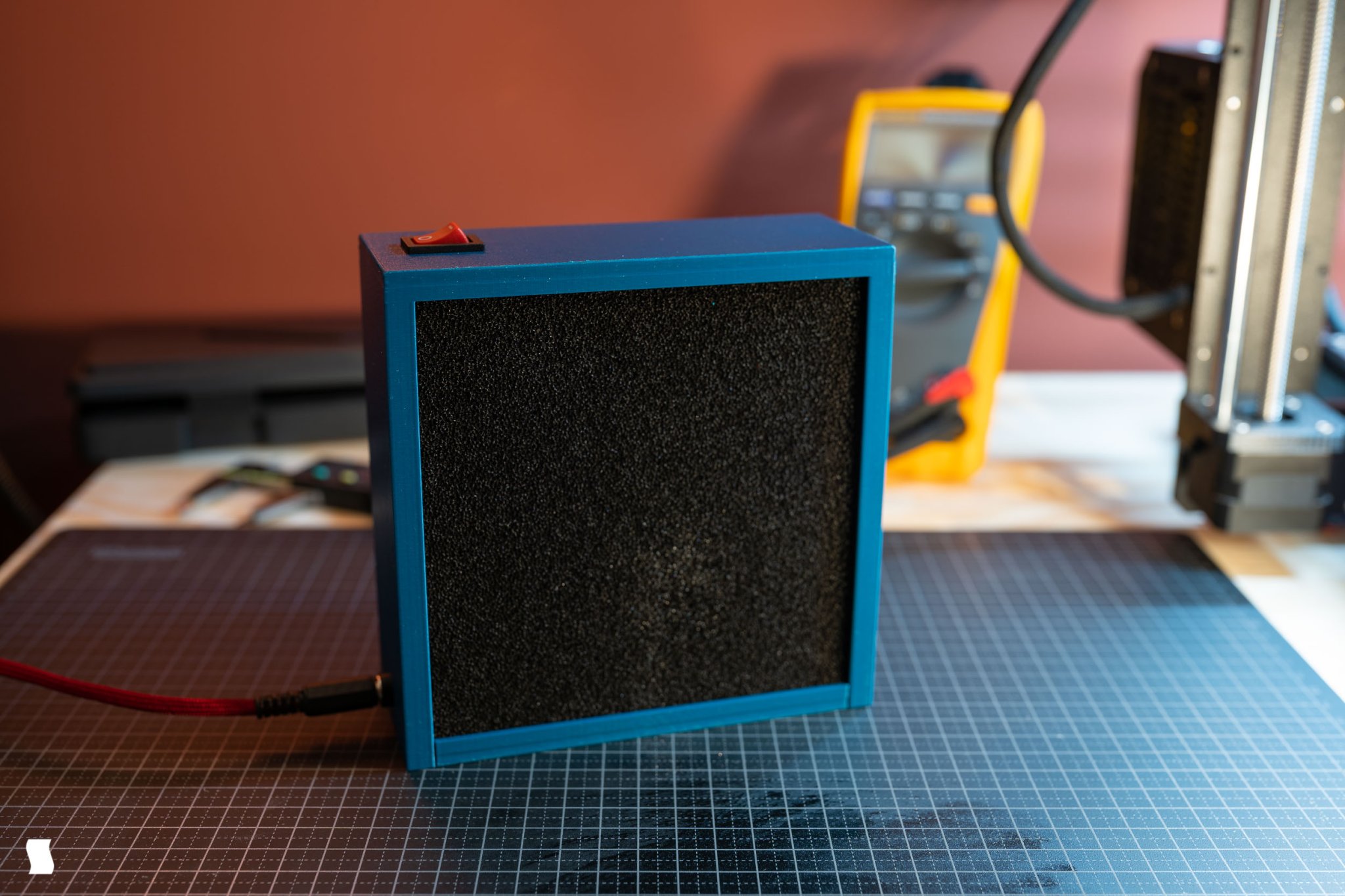 Máy hút khói hàn kiểu tối giản