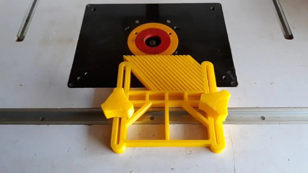 Bảng đỡ lông vũ cho bàn router - Phiên bản sửa đổi nhỏ