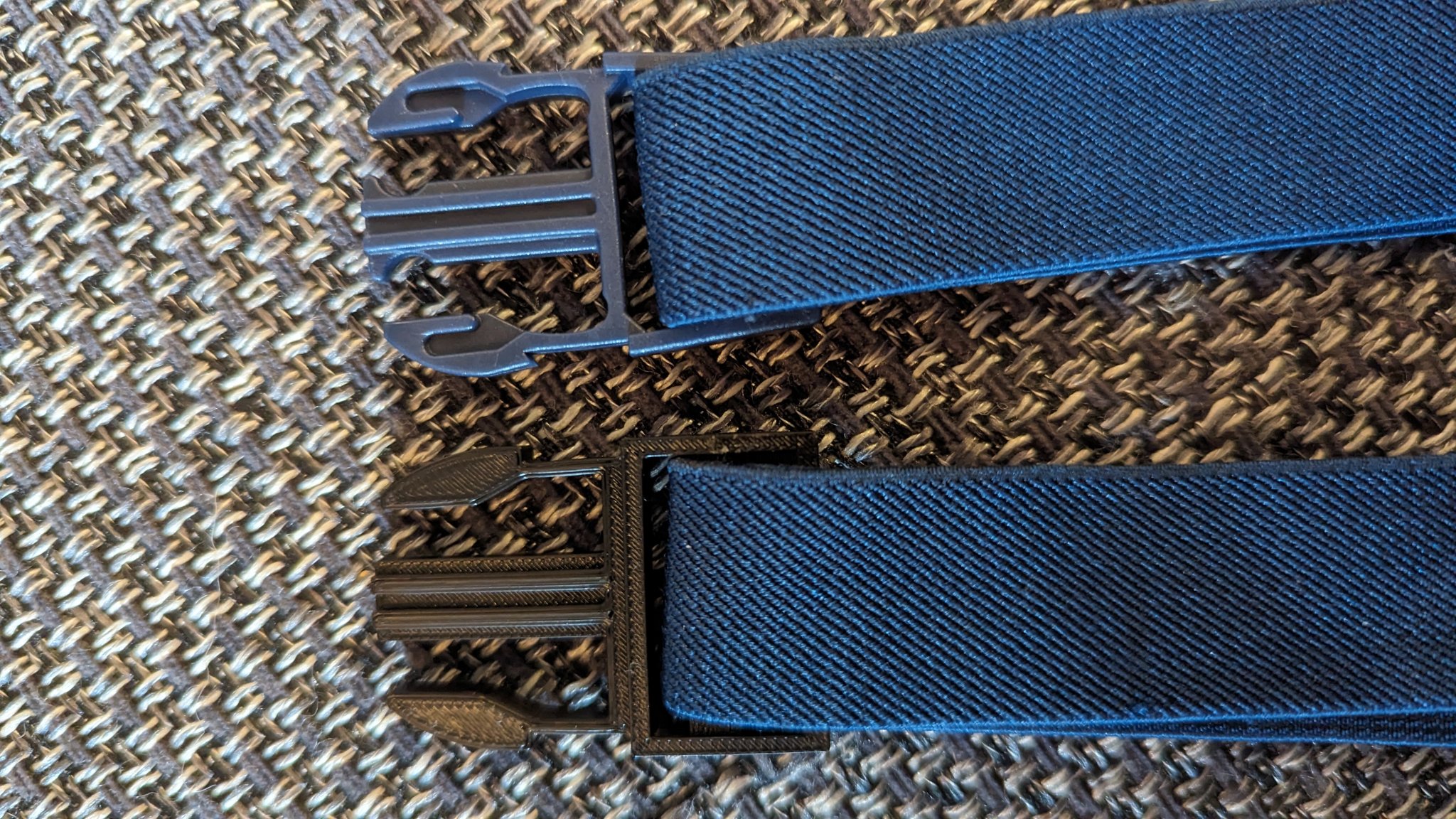 Khóa sửa chữa cho quần yếm bị hỏng