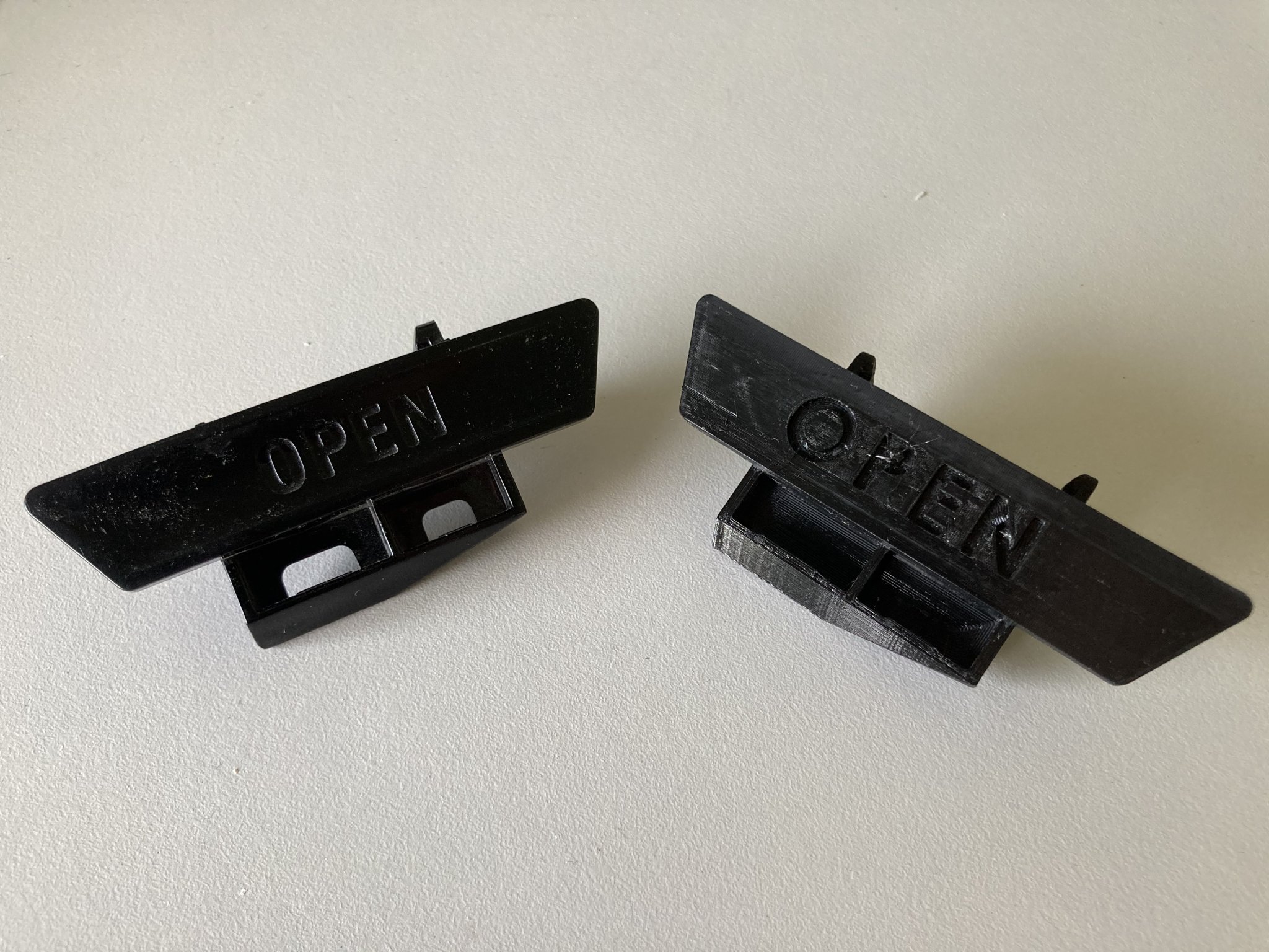 Kẹp khóa nắp máy hút bụi Rowenta Silence Force RO8341