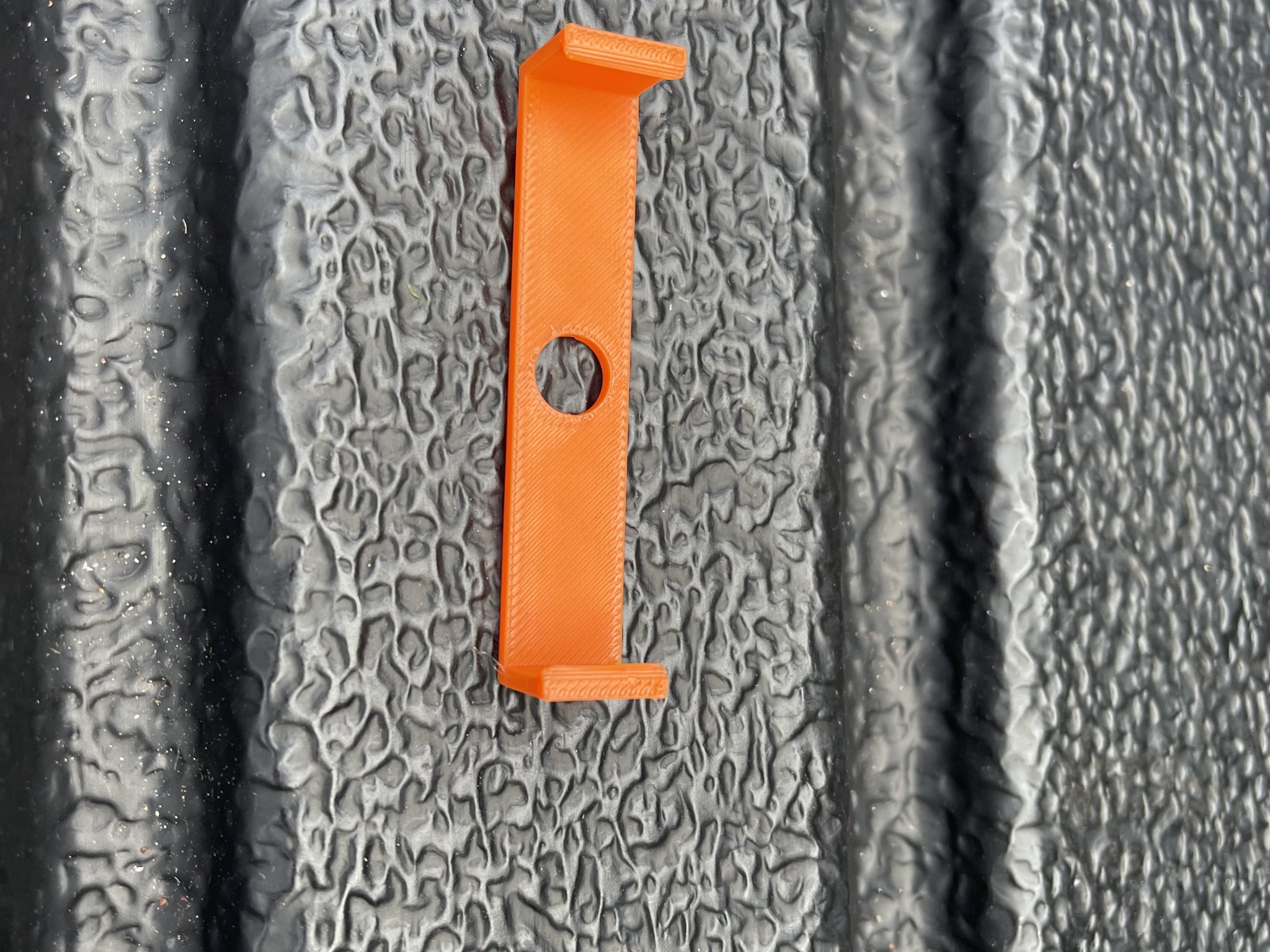 Kẹp cố định phân chia giường Ford Ranger