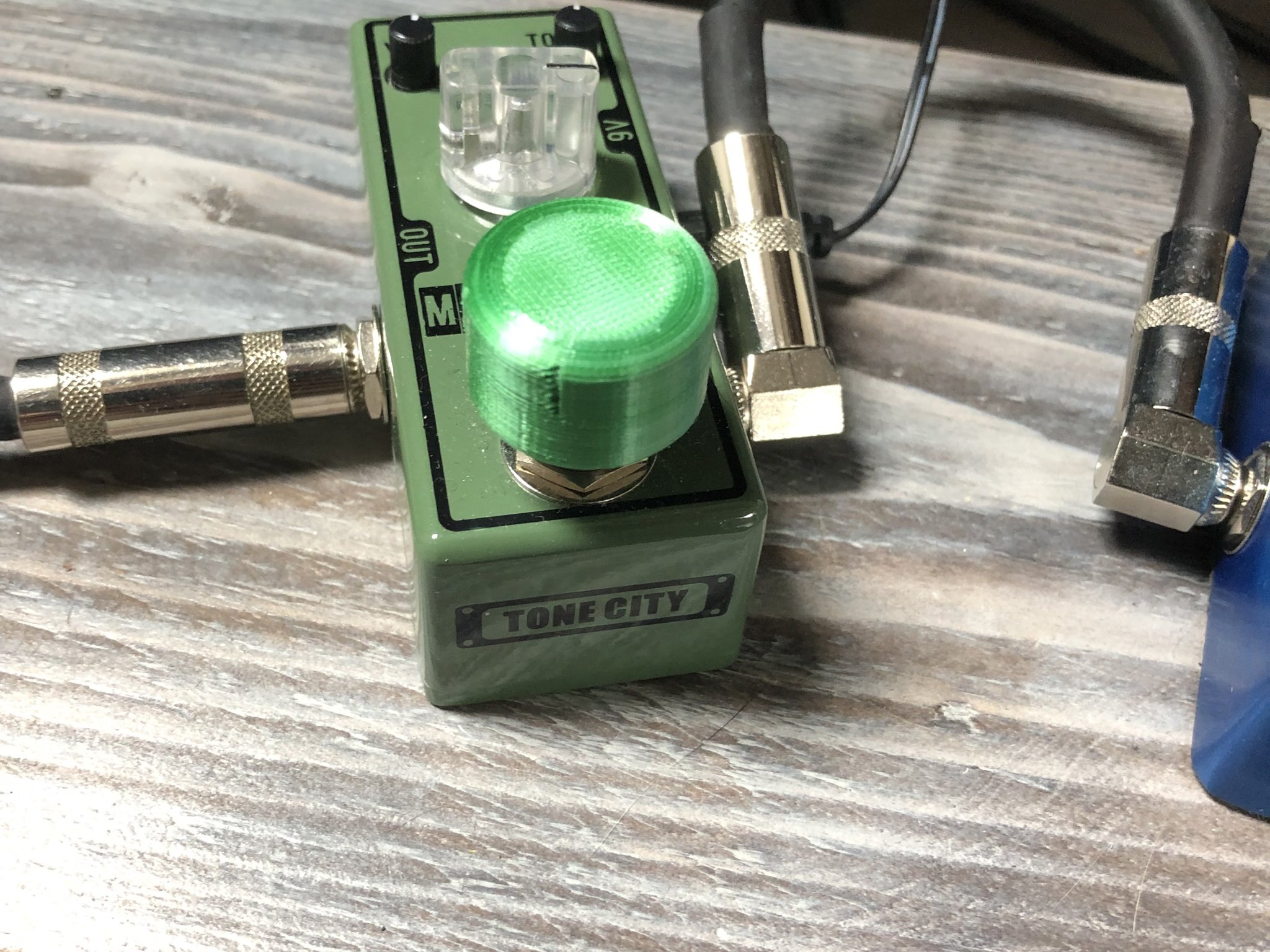 Nắp chân cho footswitch giúp giảm đau chân