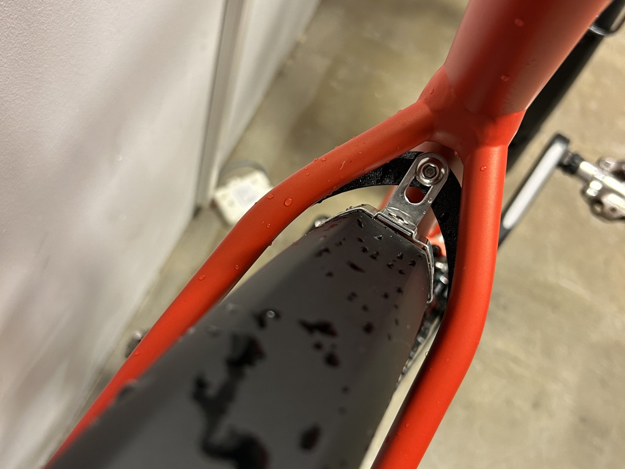 Cầu nối chắn bùn chuyên dụng cho xe đạp Diverge