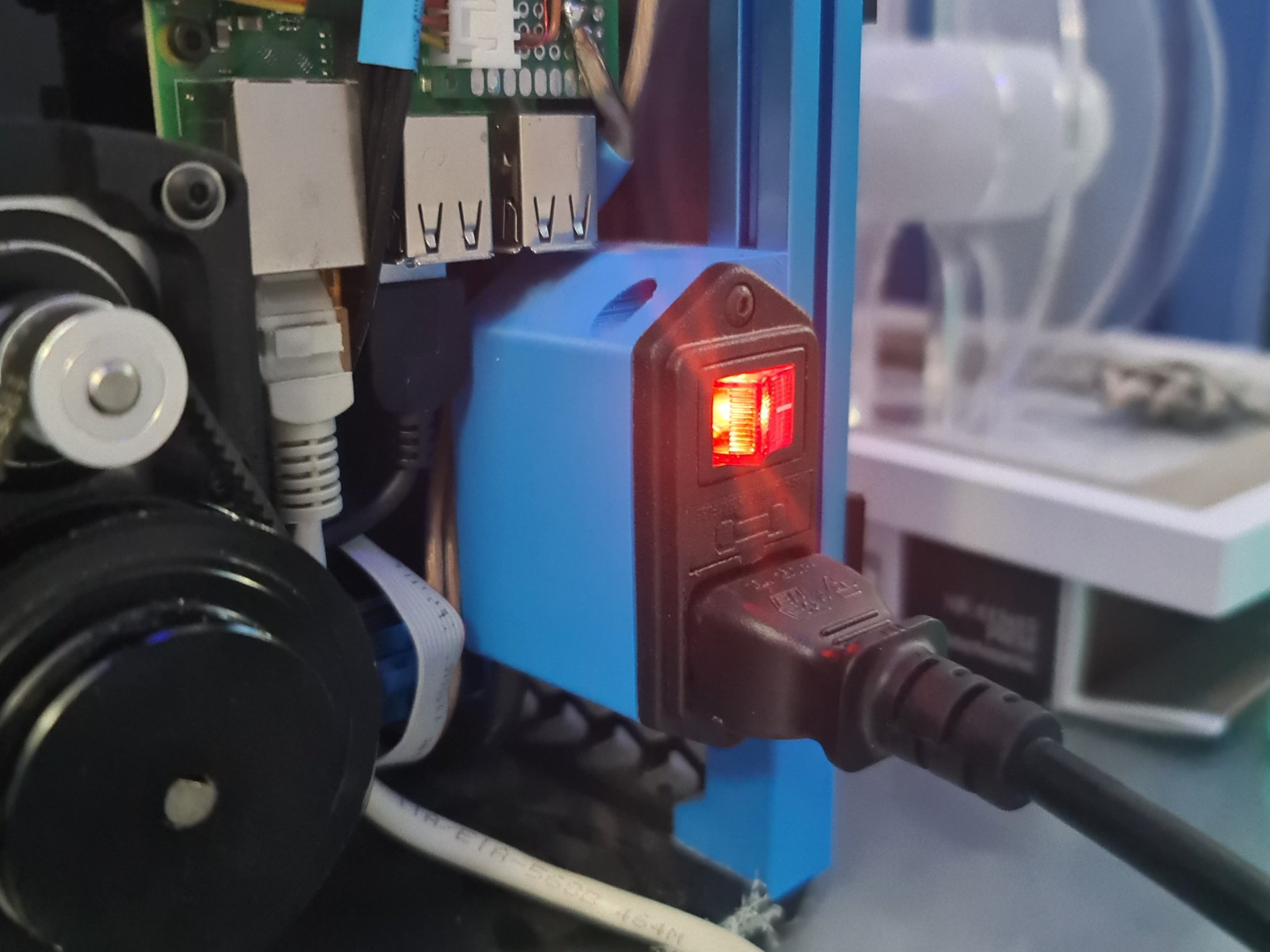 Giá đỡ Voron 0 cho ổ cắm C14