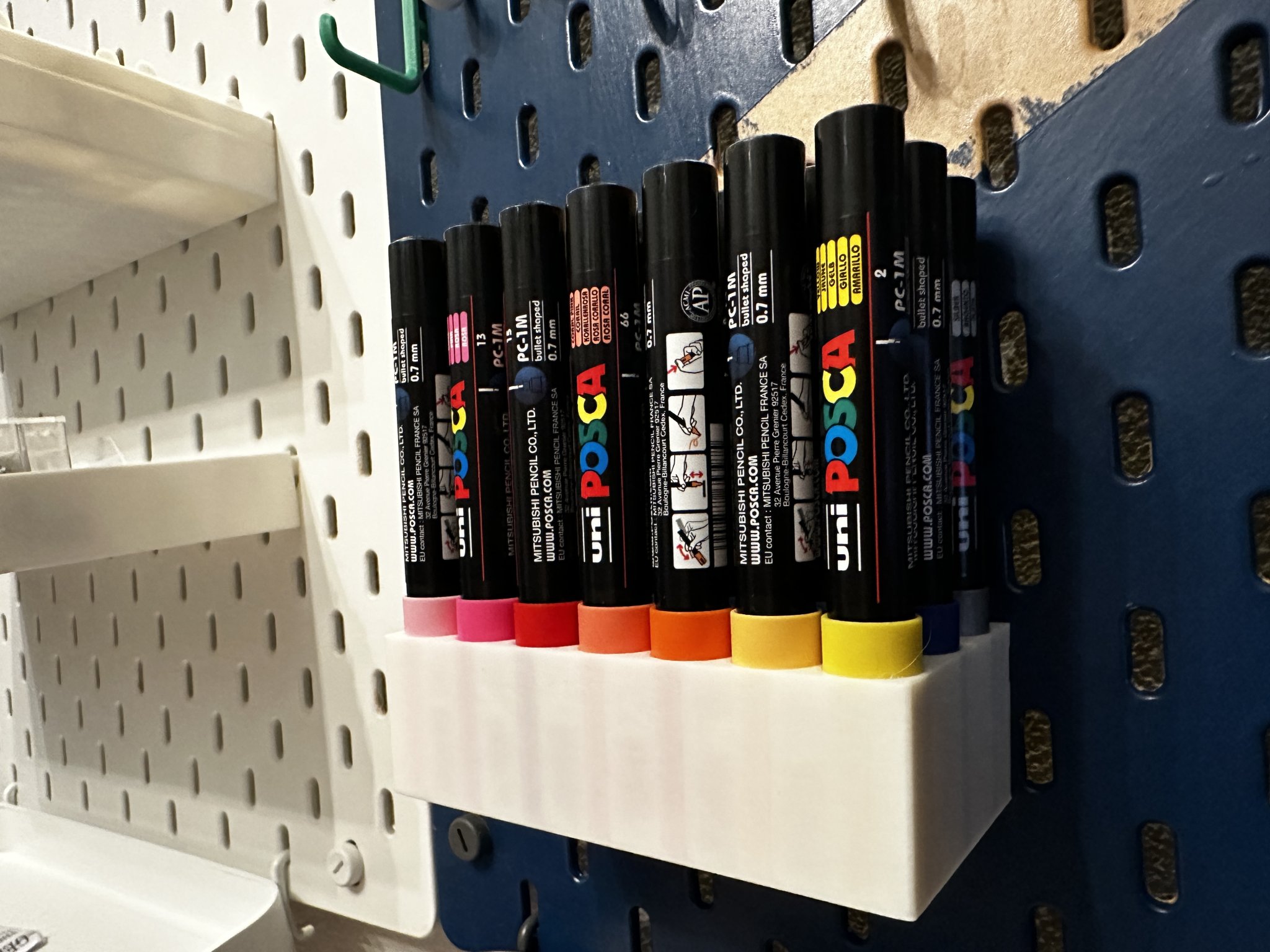 Giá đỡ bút Posca PC-1M cho 21 marker với móc Ikea Skadis