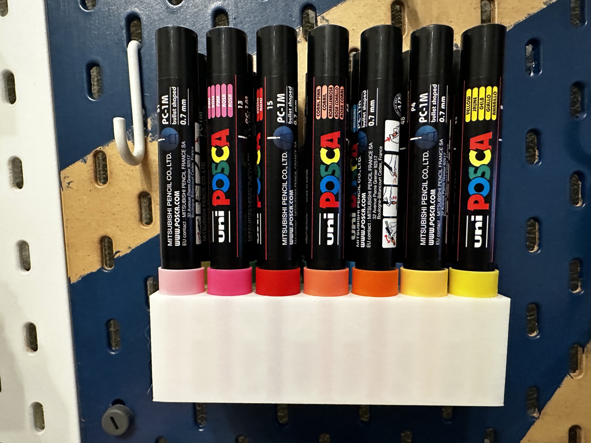 Giá đỡ bút Posca PC-1M cho 21 marker với móc Ikea Skadis