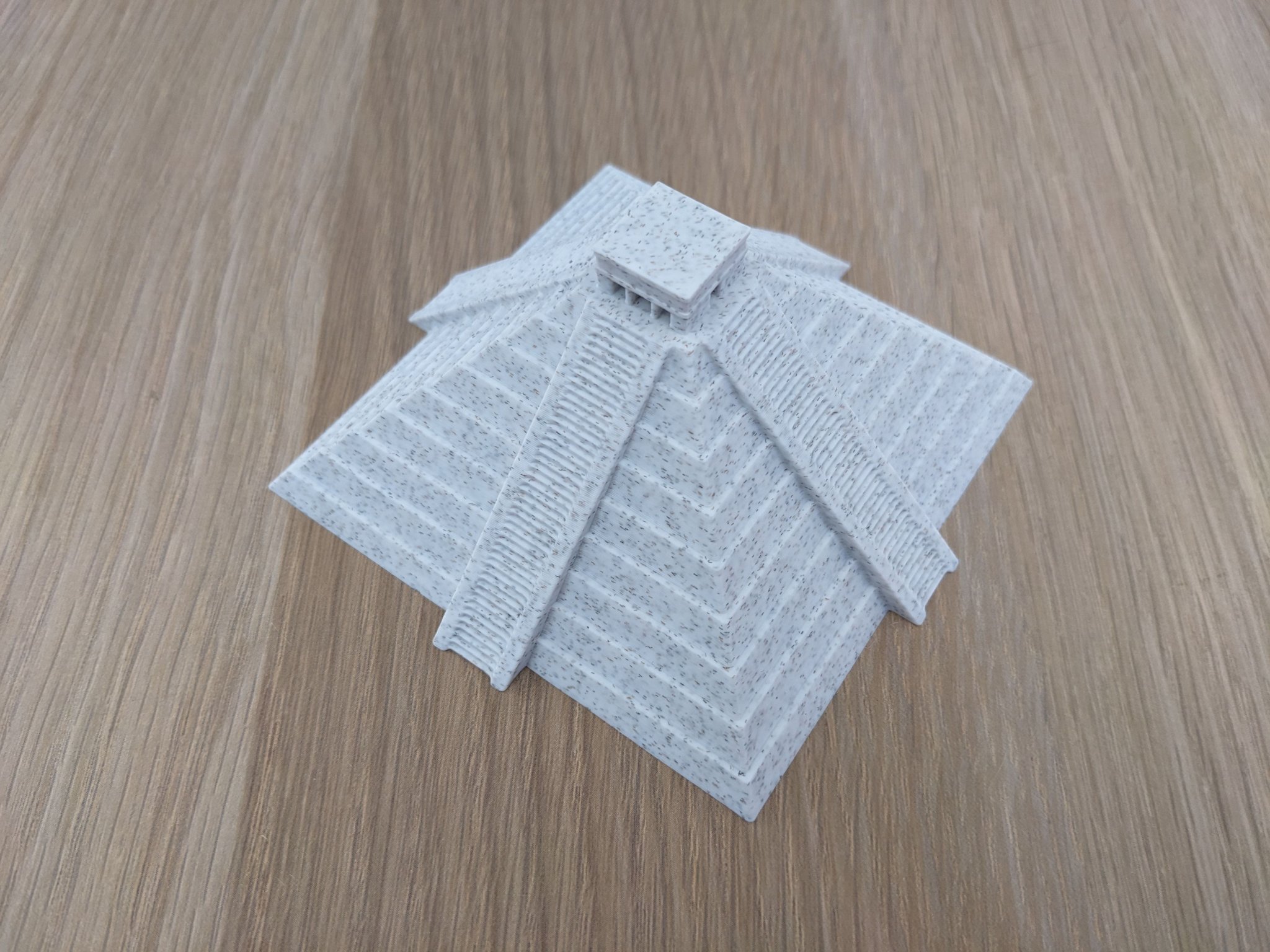 Mô hình thu nhỏ El Castillo, Đền Kukulcan tại Chichen Itza