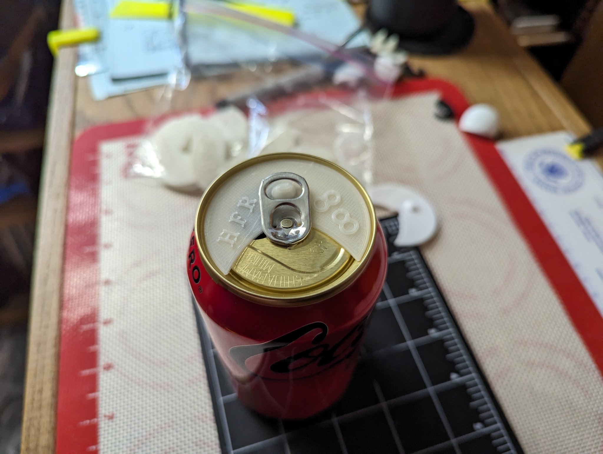 Bộ bảo vệ nắp lon bia có logo cá nhân hóa