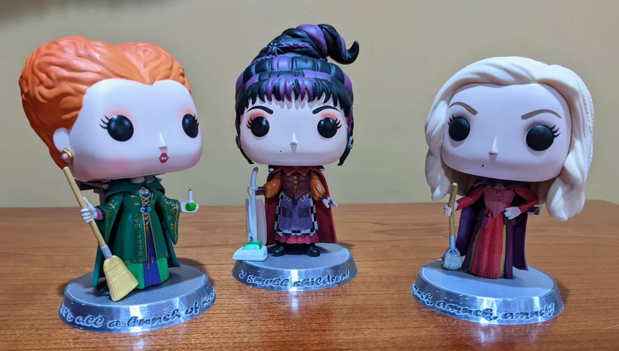Giá đỡ Funko POP! cho ba chị em nhà Sanderson