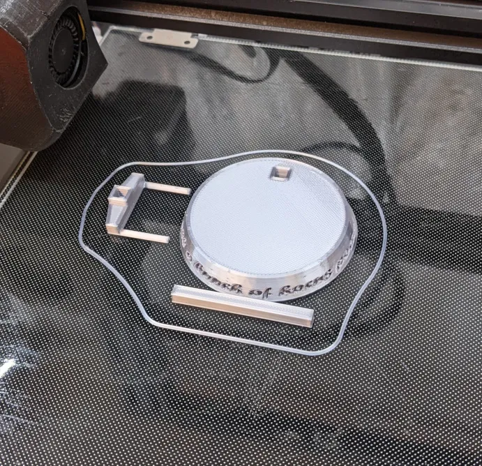 Giá đỡ Funko POP! cho ba chị em nhà Sanderson