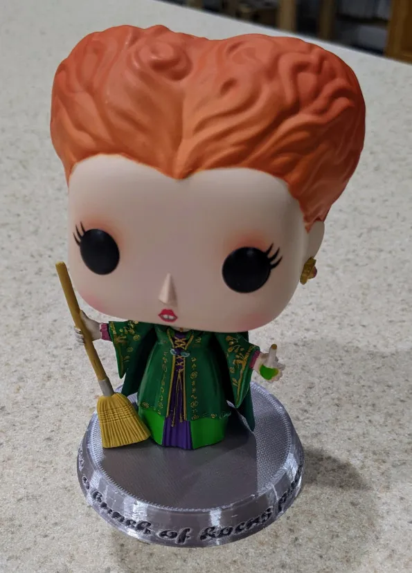 Giá đỡ Funko POP! cho ba chị em nhà Sanderson