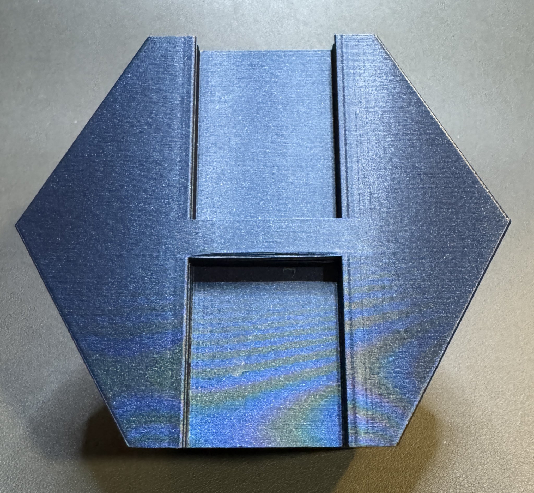 Giá đỡ điện thoại hình lục giác cho Cooler Master QUBE 500