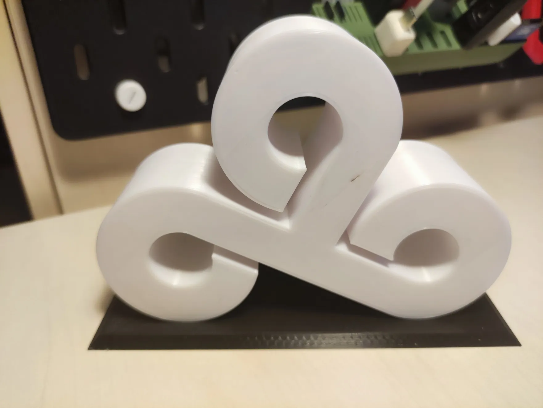 Tượng C9 - Biểu tượng của Cloud9 trong esports