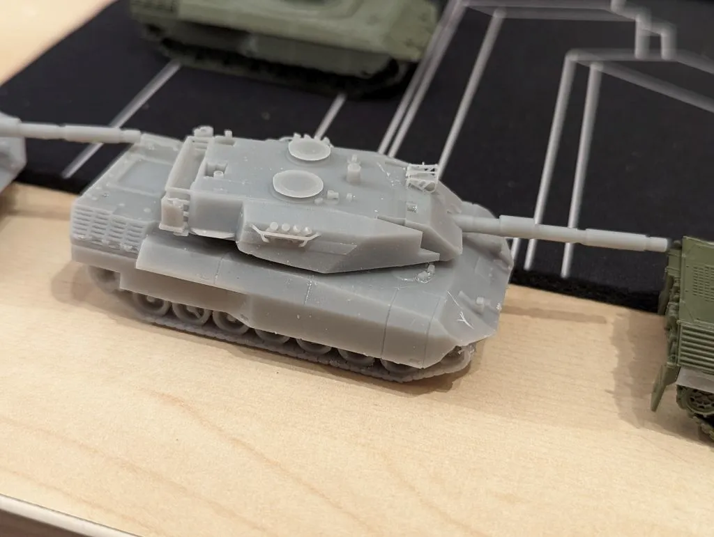 Xe tăng Leopard C1 Canada với bộ giáp MEXAS