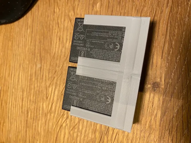 Giá đỡ pin LP-E17 đôi phiên bản 2