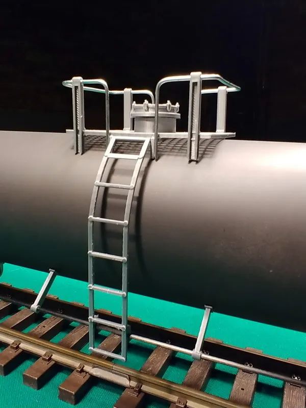 Xe bồn một khối cho đường ray vườn tỷ lệ 1:29