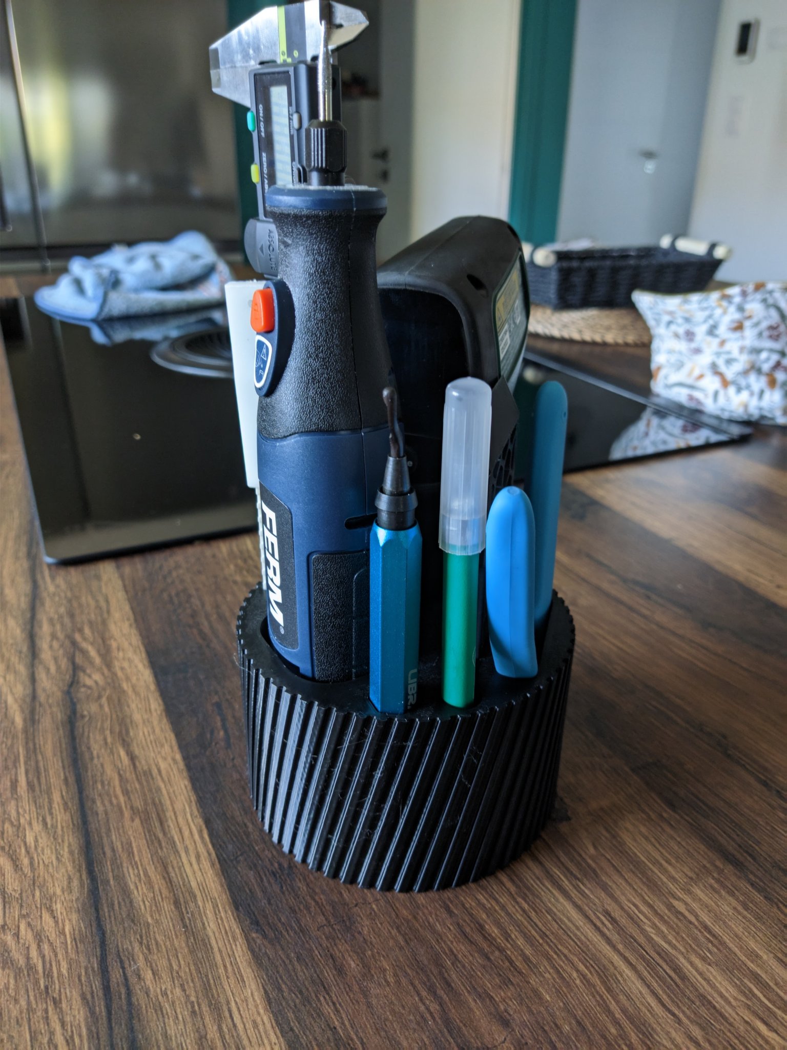 Cốc đựng dụng cụ in 3D tiện lợi