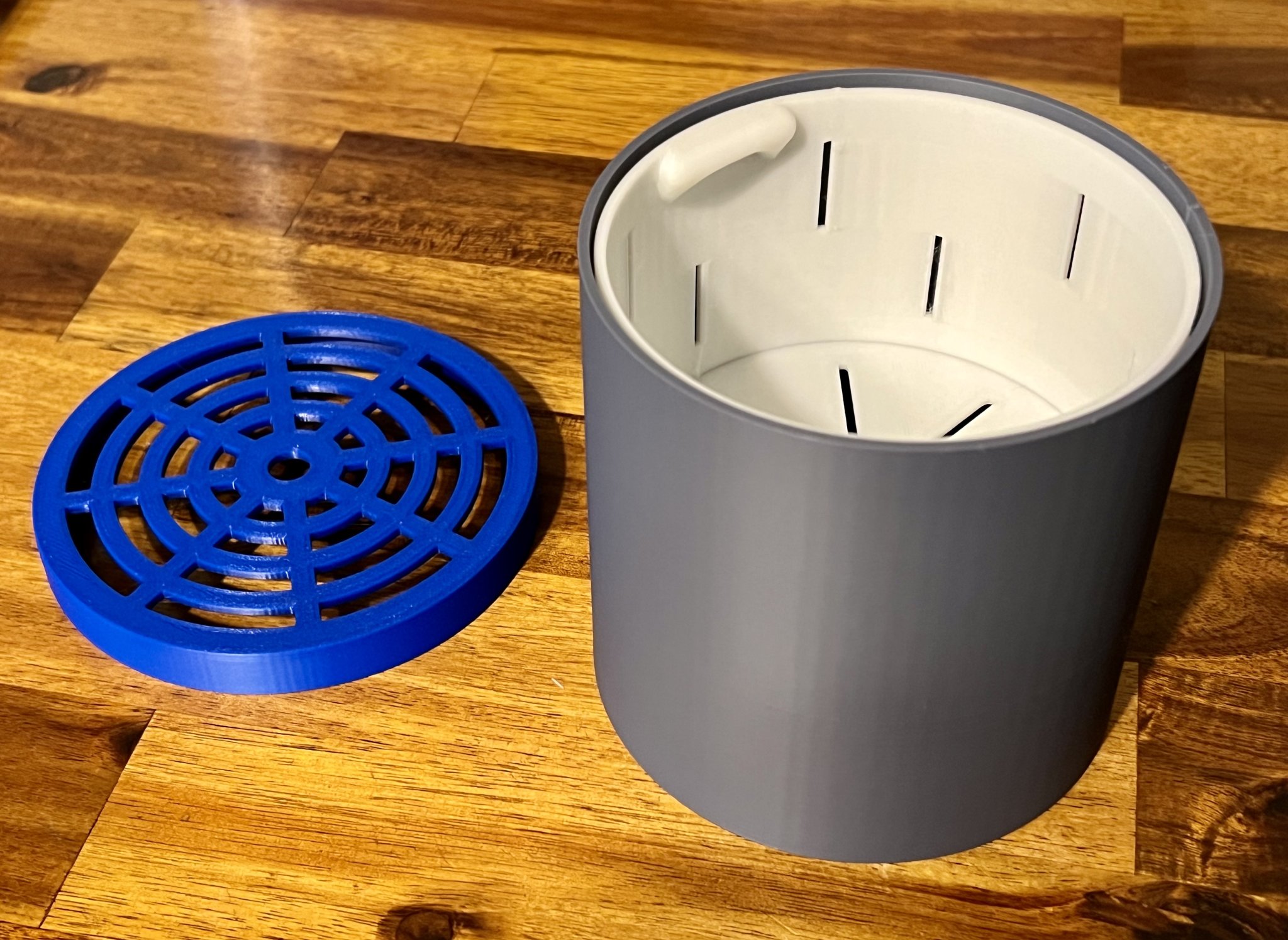 Bình chứa DampRid - Có thể nạp lại với tinh thể DampRid