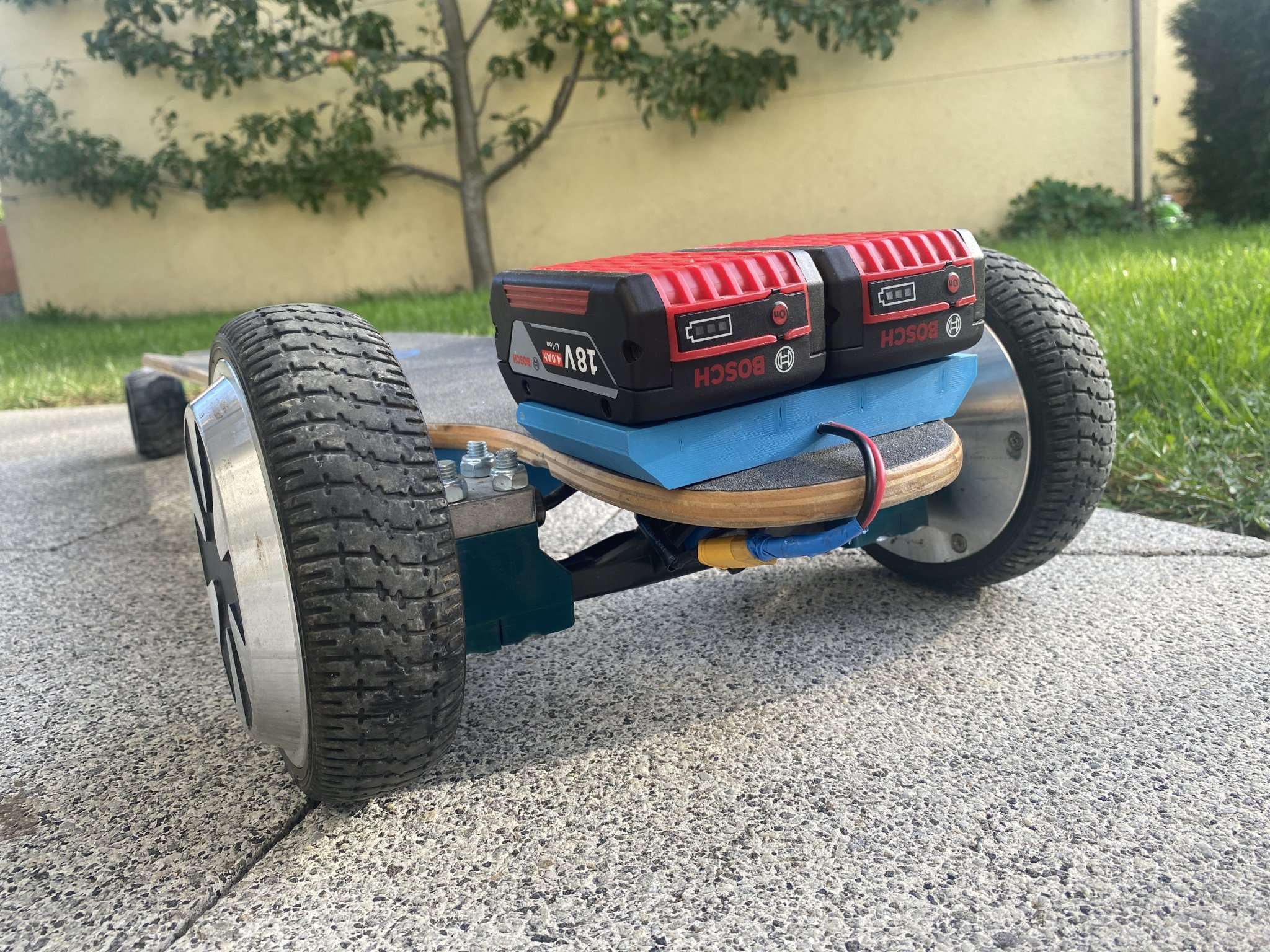 Giá đỡ động cơ cho longboard sử dụng động cơ hoverboard