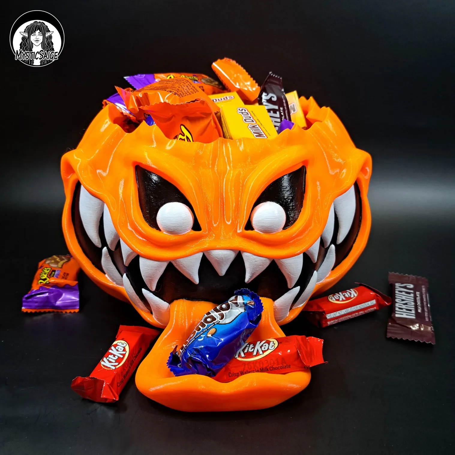 Đèn bí ngô Jack-O-Lantern ma quái cho Halloween