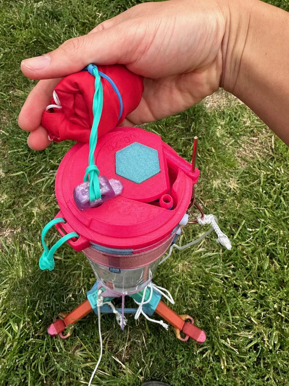 Mô-đun tải trọng và cánh cho tên lửa nước thử nghiệm