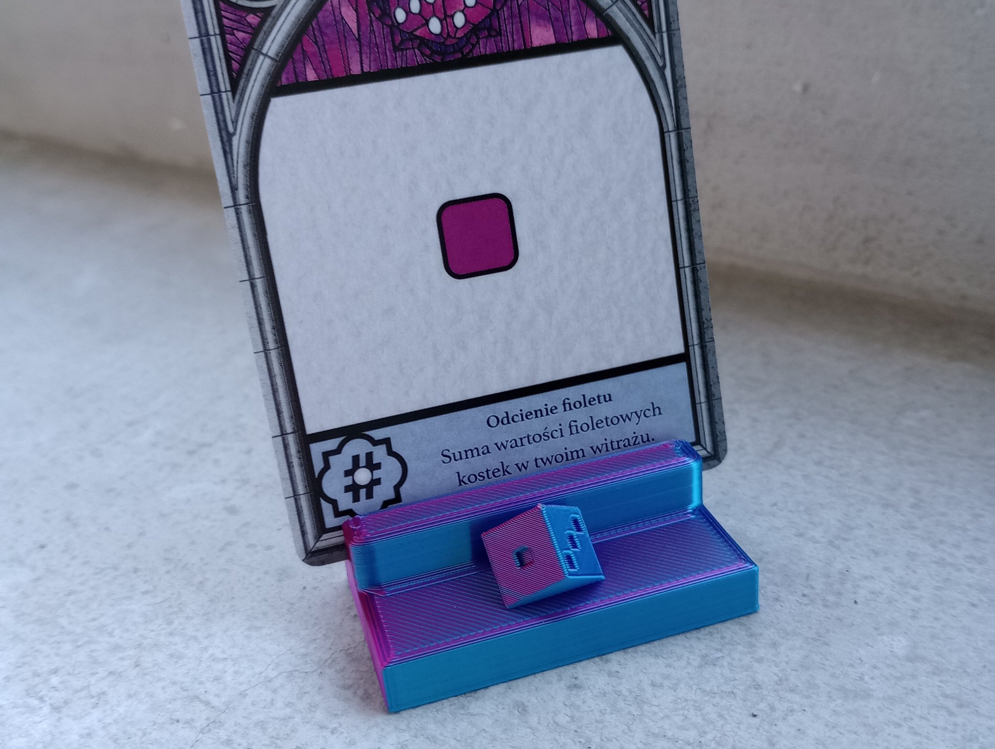 Giá đỡ thẻ cho trò chơi bàn đa dạng