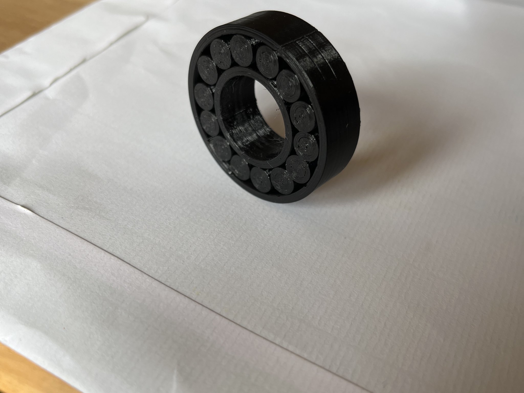 Vòng bi 6004 in tại chỗ với thiết kế chính xác