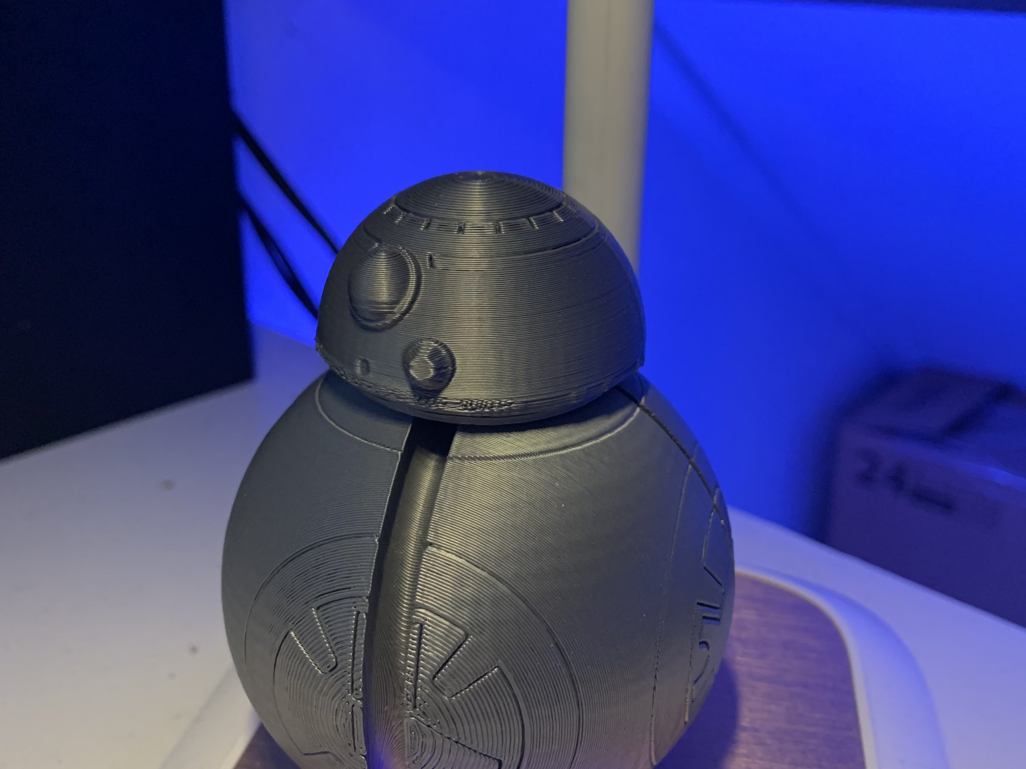 Droid BB-8 di động trong Star Wars