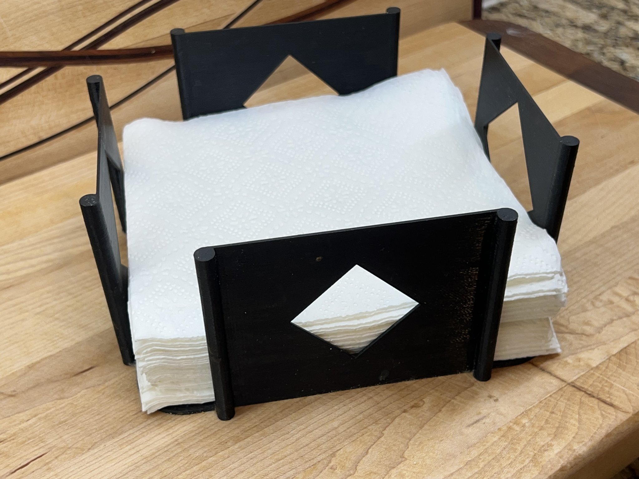 Giá đỡ khăn ăn cho khăn Kirkland của Costco