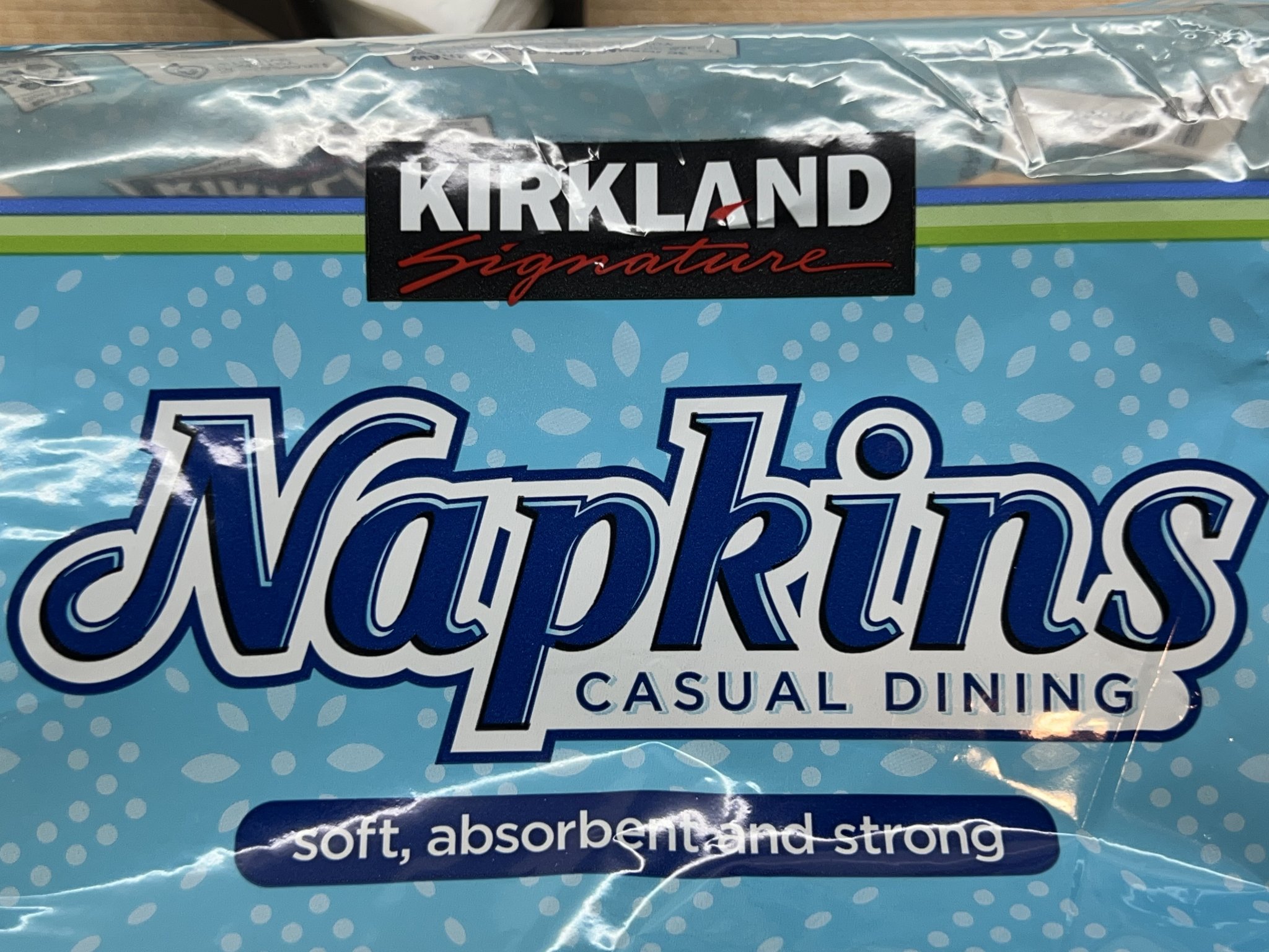 Giá đỡ khăn ăn cho khăn Kirkland của Costco
