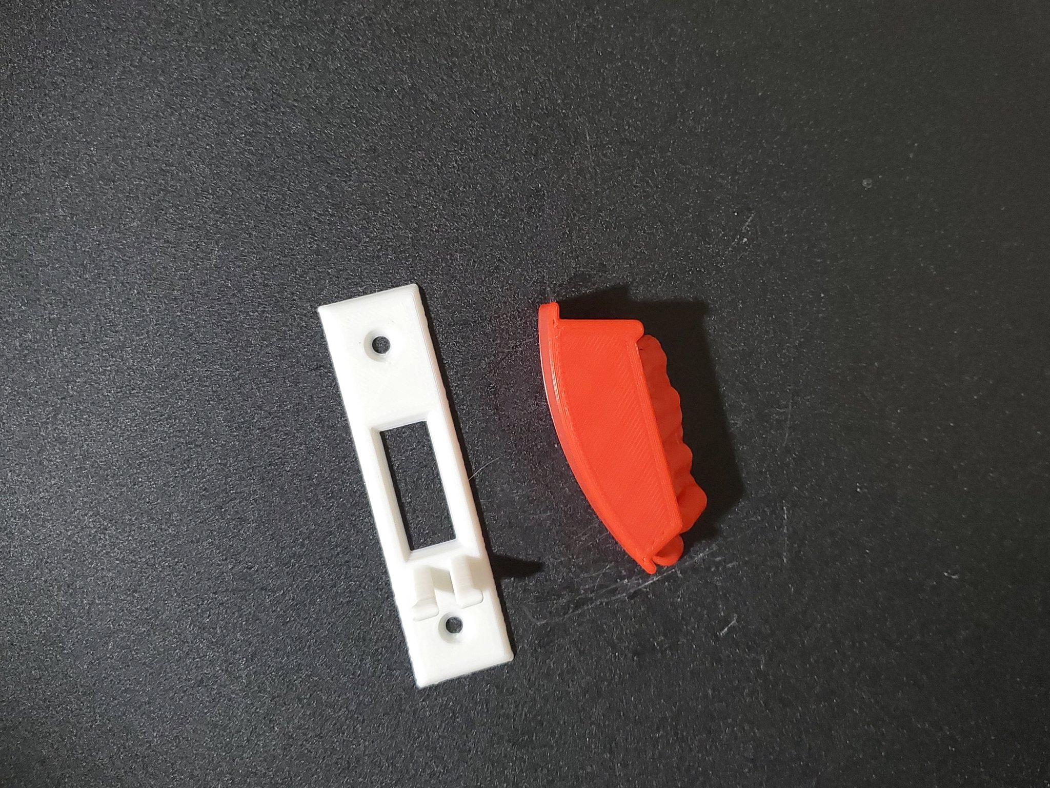 Nắp công tắc điện bảo vệ máy in 3D khỏi bị tắt nguồn