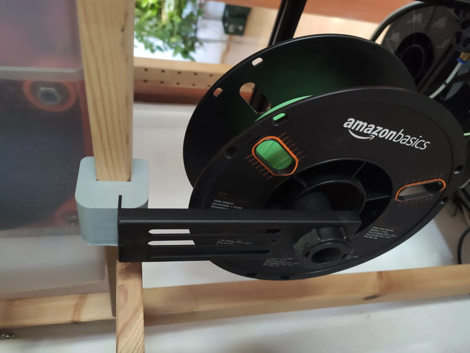 Giá đỡ cuộn filament Ender 3 cho kệ Ivar