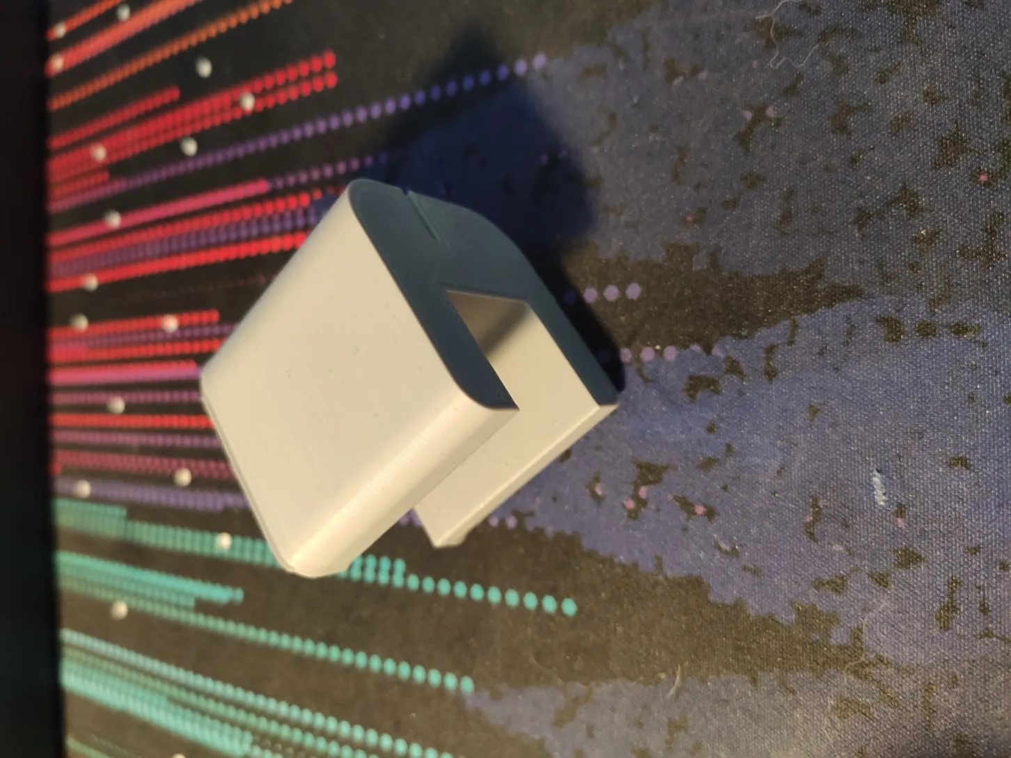 Giá đỡ cuộn filament Ender 3 cho kệ Ivar