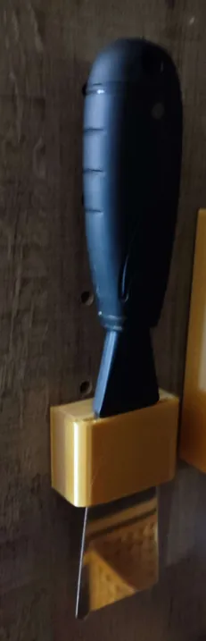 Giá đỡ tường cho máy cạo Creality