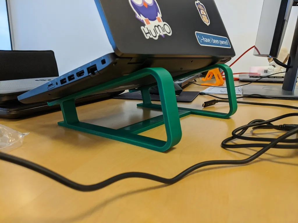 Giá đỡ laptop lớn (15") với khớp nối dovetail