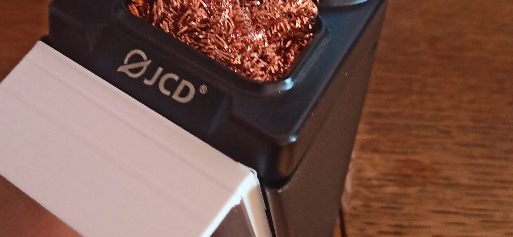 Giá đỡ mỏ hàn JCD cho người đam mê và tổ chức