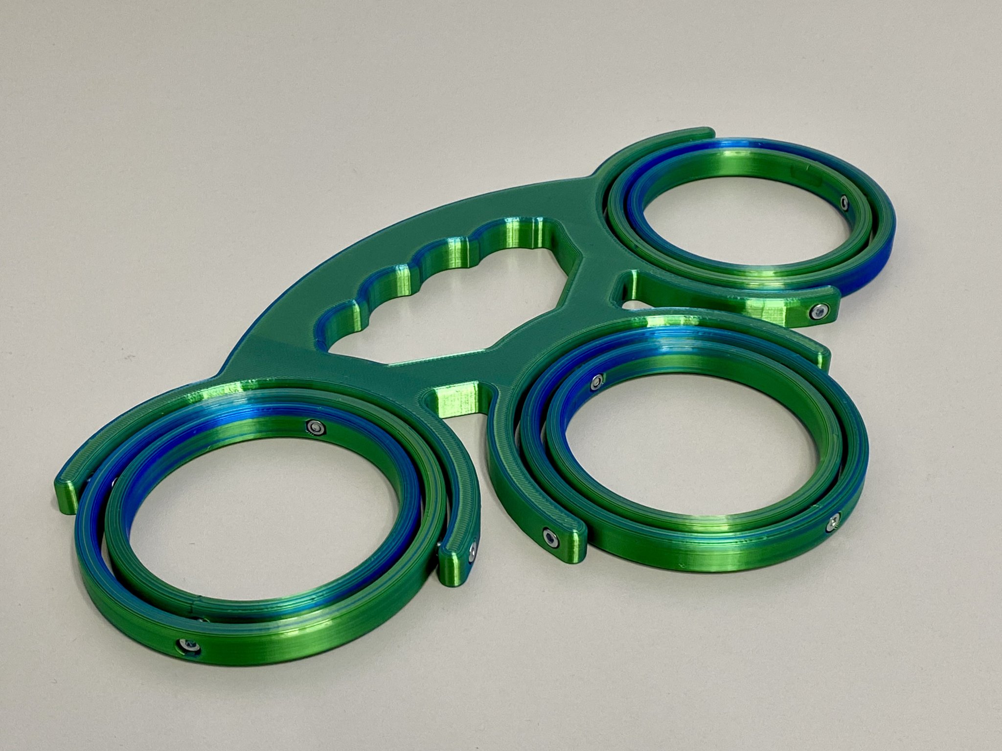 Giá đỡ cốc ba chiều cho máy bán hàng Klix - Ø69,5mm