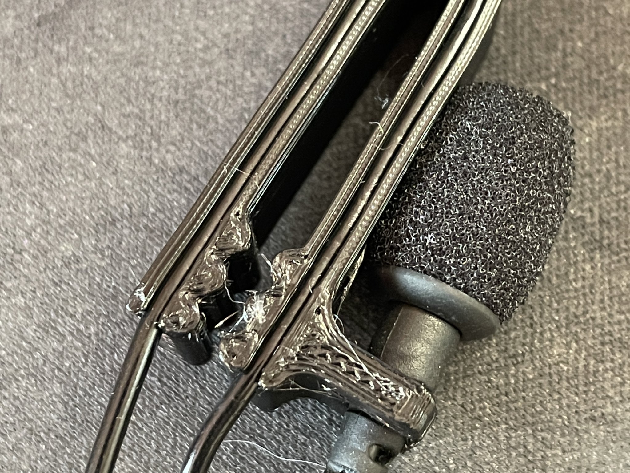 Kẹp áo phông cho mic Rode Lavalier