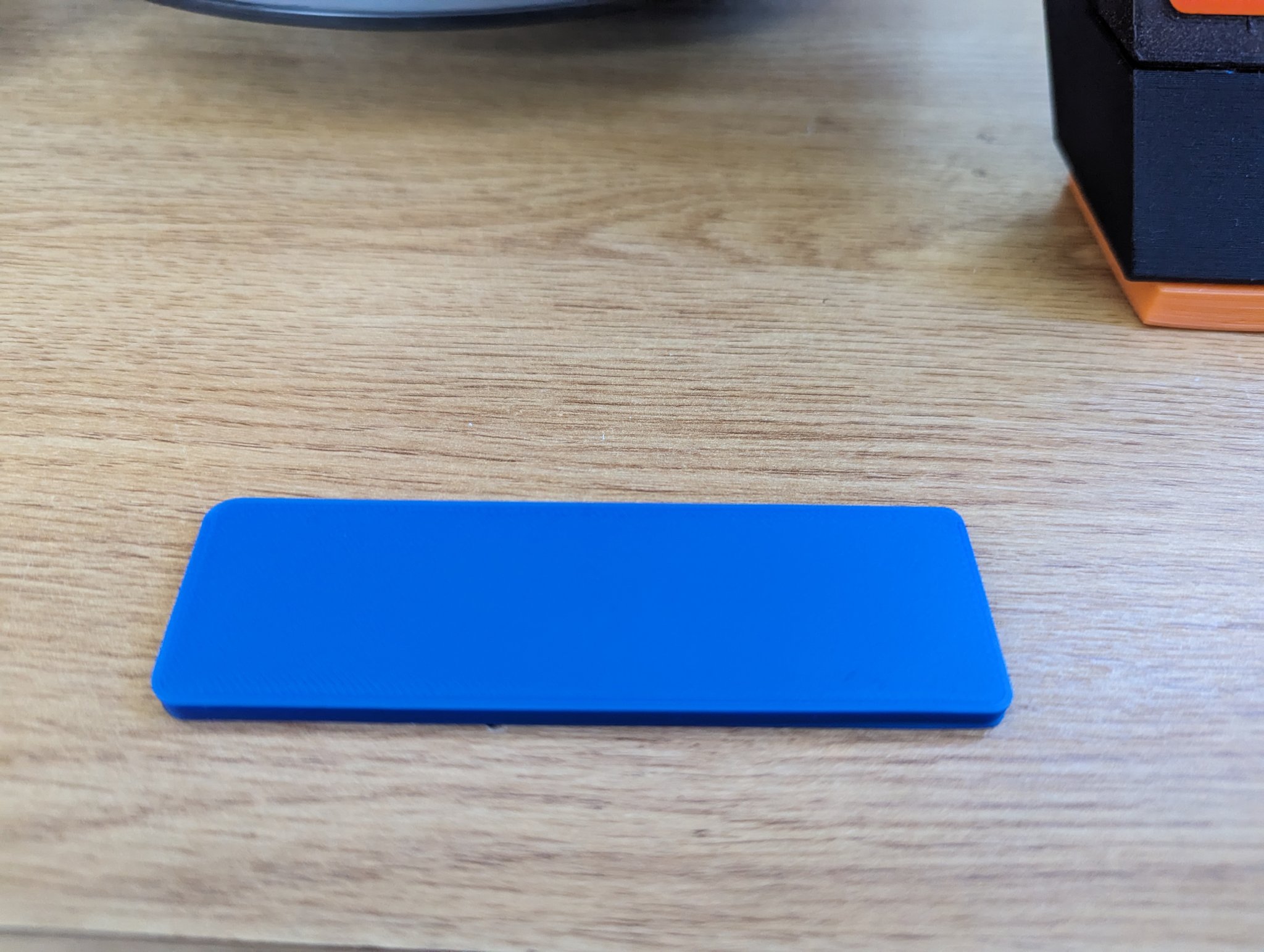 Giá đỡ kính PVC cho khung cửa sổ kính đôi 30x100mm