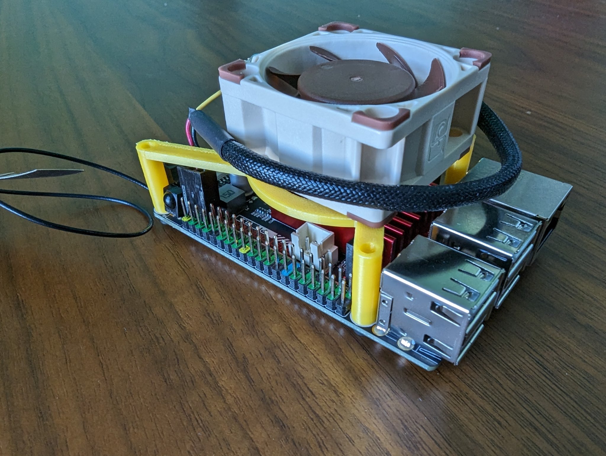 Giá đỡ quạt 40mm cho BTT Pi V1.2