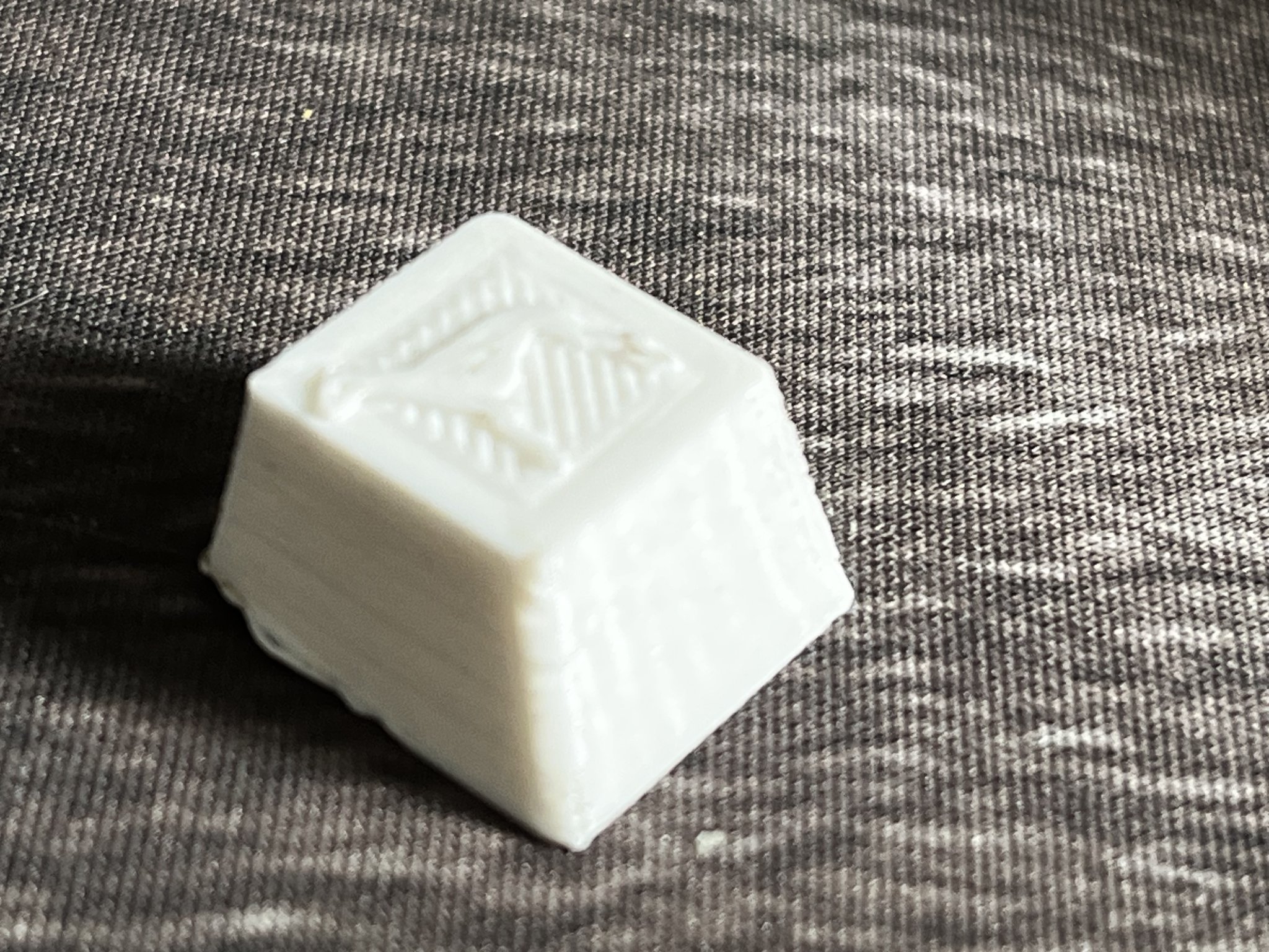 Nắp phím hình chó Whippet độc đáo